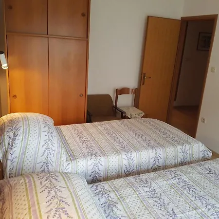 Bir - With Balcony Daire Vodice