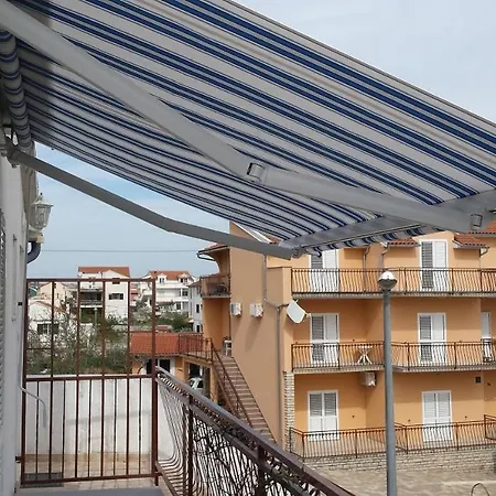 Bir - With Balcony Vodice